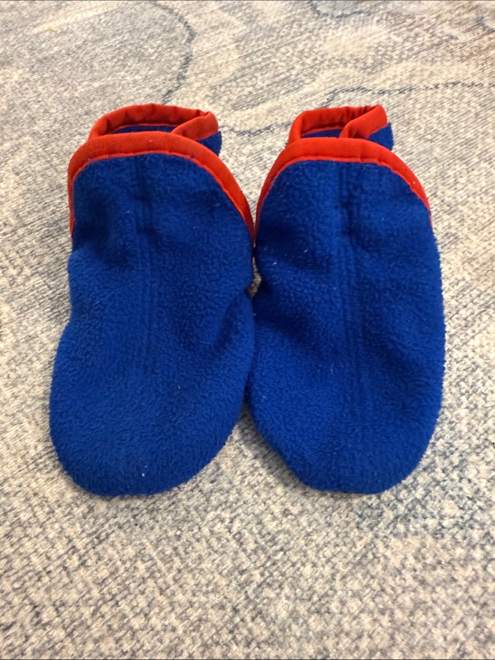 Patagonia Kids Blue Fleece Booties with Red Trim 18m-3T